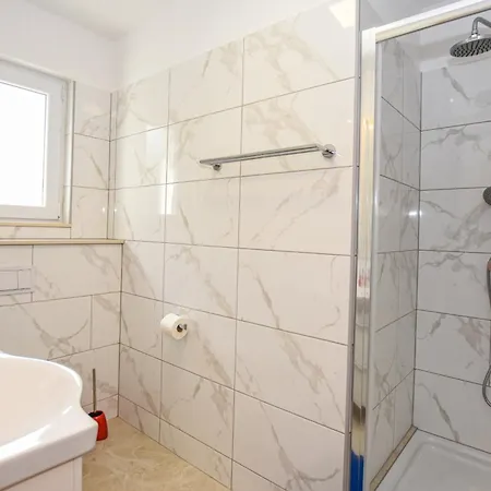 Apartments Neve - 50 M From Beach Mandre Exterior photo