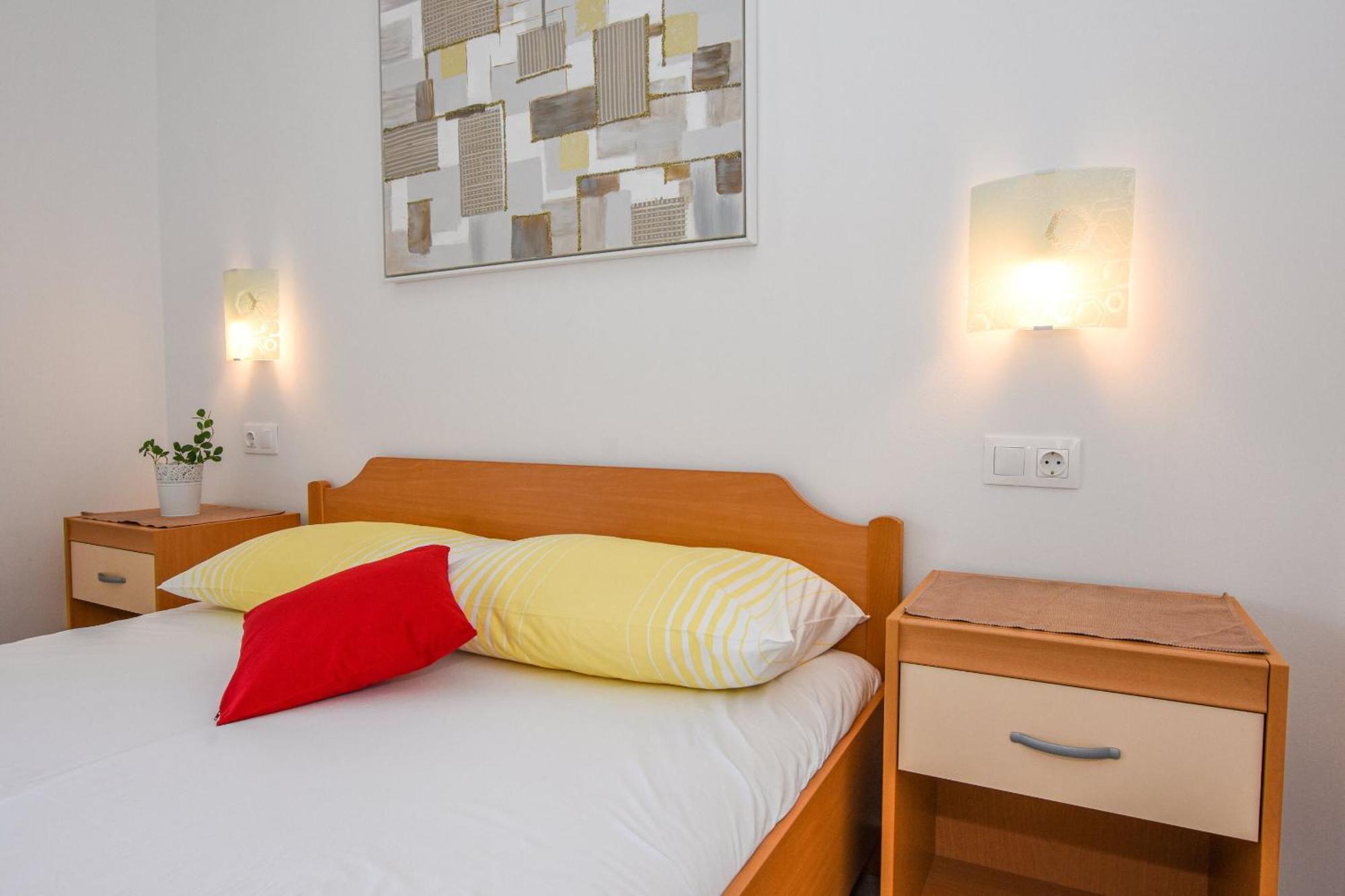 Apartment Neve - 50 M From Mandre
